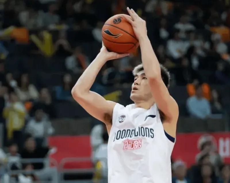 百家乐玩法-郭艾伦刚复出就统治加时！低开高走16分，结合球与变向仍具杀伤力