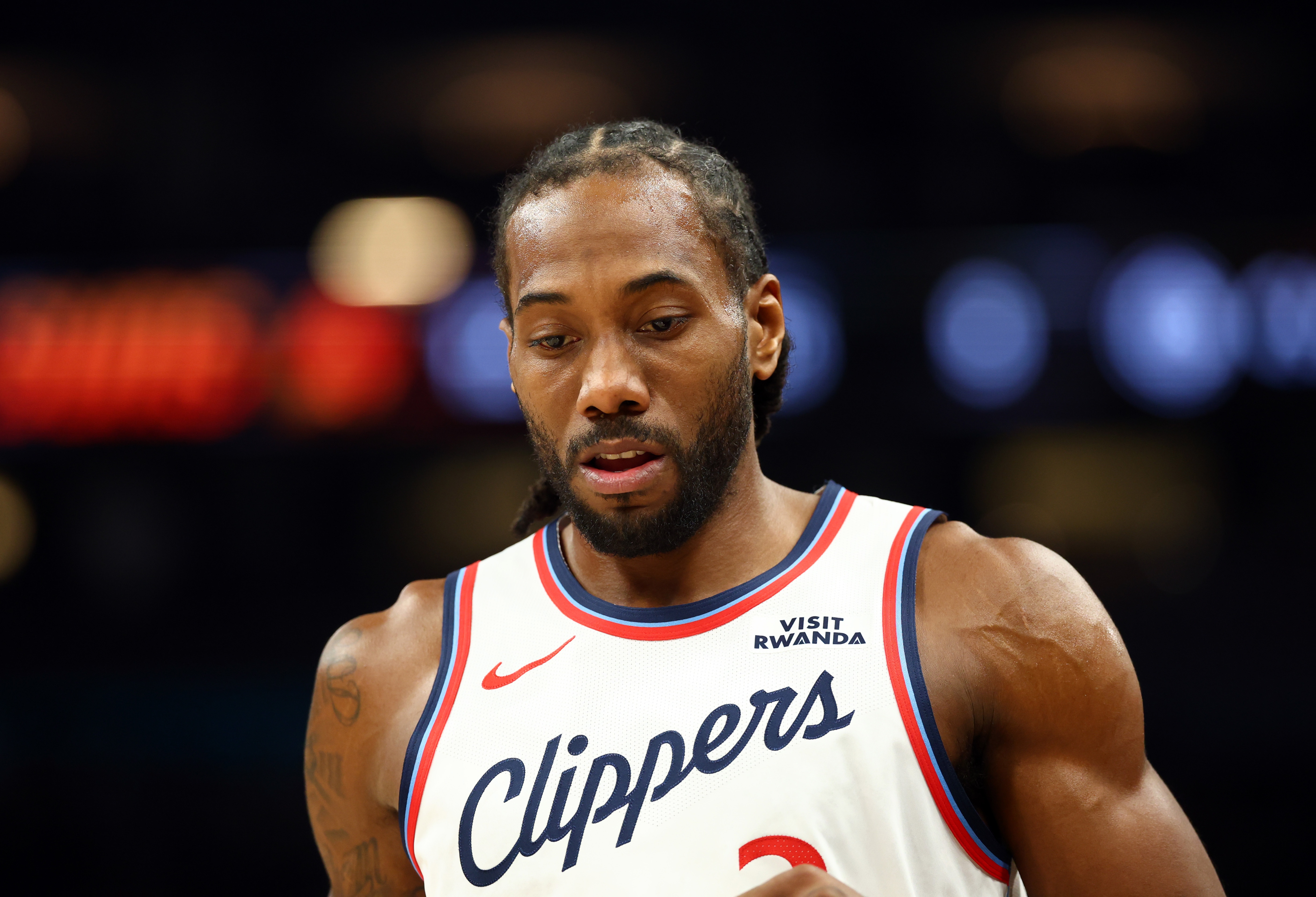 百家乐玩法-2换5&amp;祖巴茨被交易至步行者！解说：心疼伦纳德一下